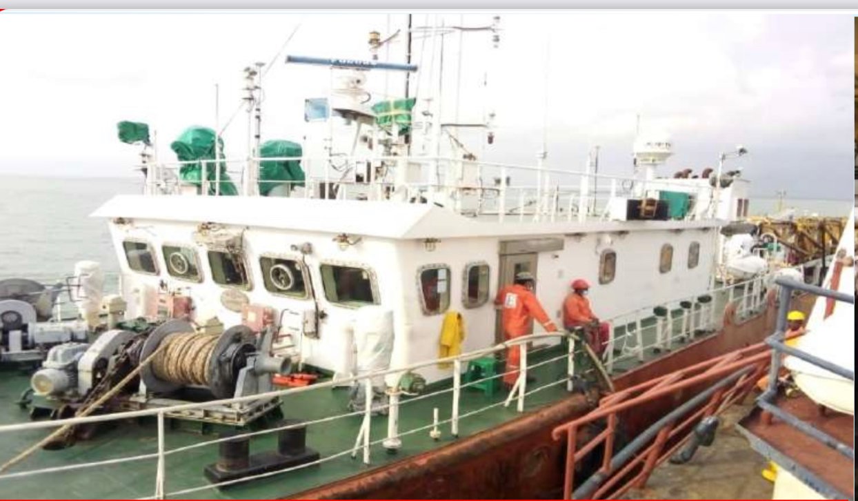 Surveillance 2000 project management team in meeting