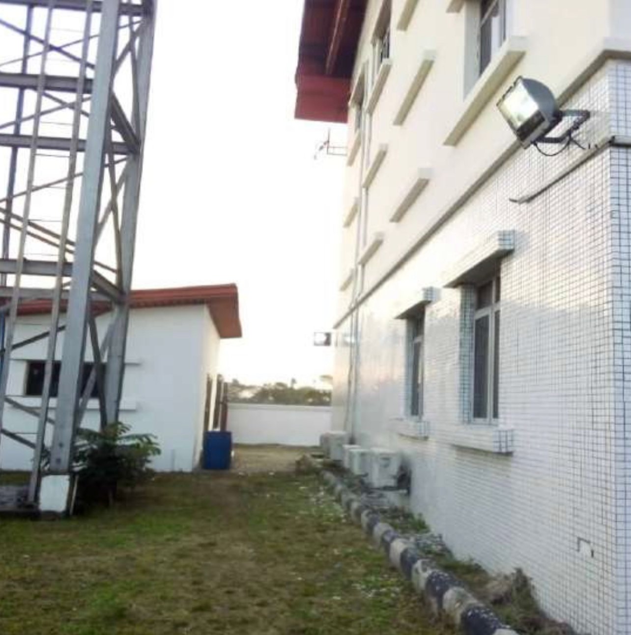 Surveillance 2000 project site - Electrical works